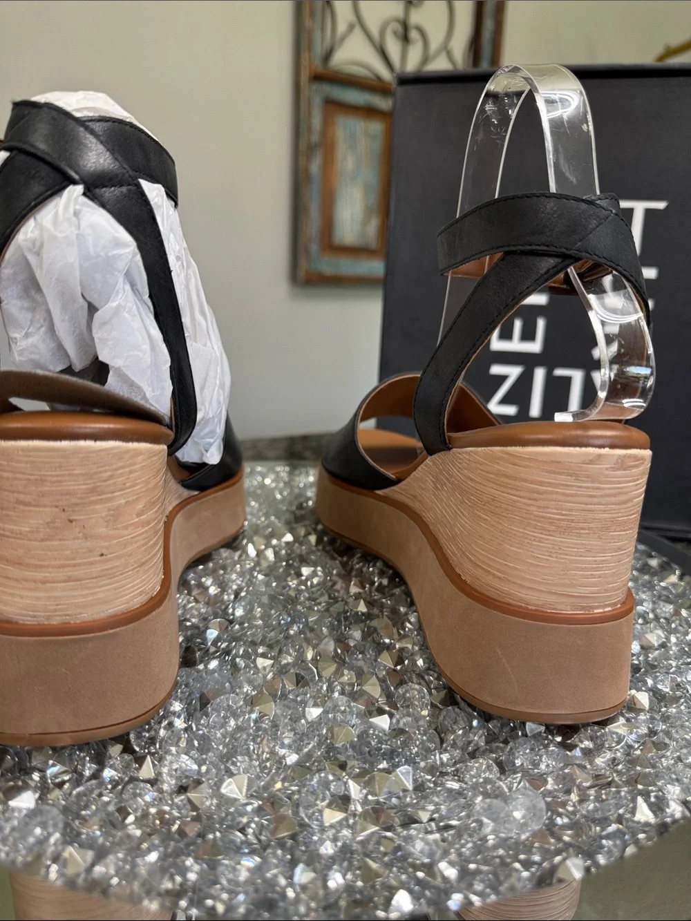 Naturalizer new box
